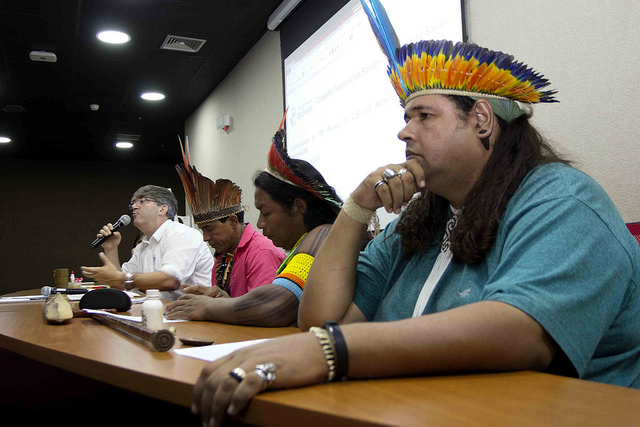 COMBATE RACISMO AMBIENTAL: Indígenas preparam conferência nacional contra retirada de direitos no SUS