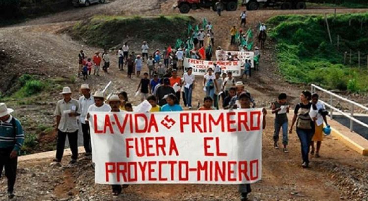 COMBATE RACISMO AMBIENTAL: Los sicarios de la agroindustria y la explotación minera en América Latina