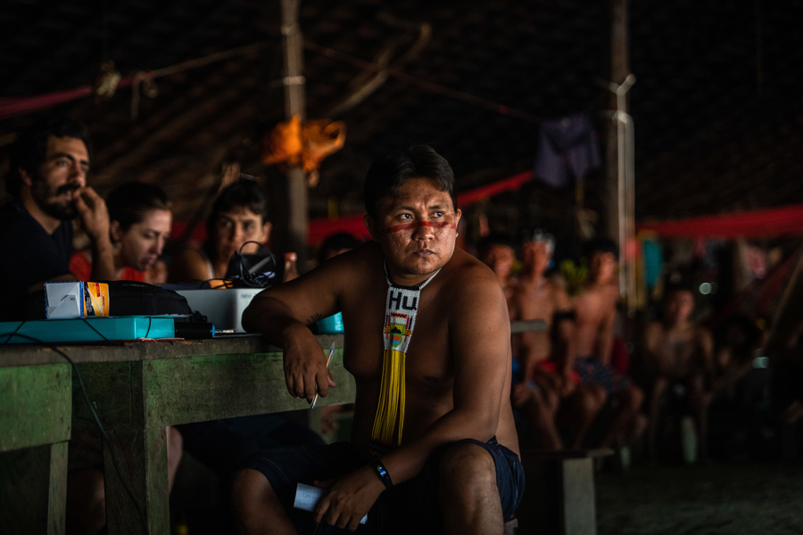 AMAZÔNIA NOTÍCIA E INFORMAÇÃO: Garimpo ilegal e coronavírus na Terra Yanomami deixam milhares de indígenas à própria sorte. Entrevista especial com Dário Kopenawa