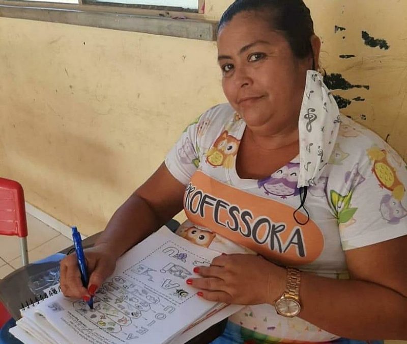 BRASIL DE FATO: Após ameaça de corte de salários, 8 professores indígenas morrem por covid-19 em RR