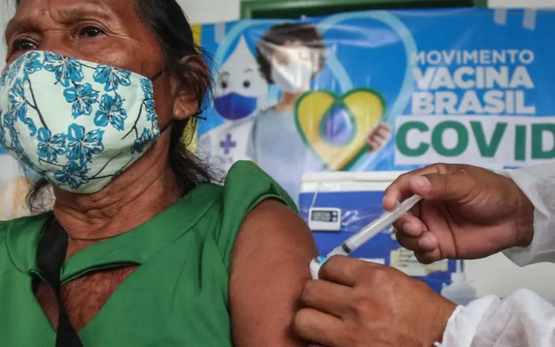 APIB: Pela vida de todos os povos indígenas do Amazonas: vacinação para todos!