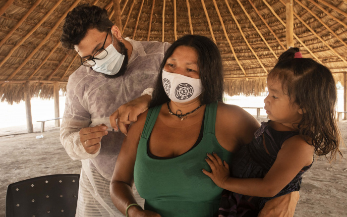 ISA: Covid-19: vacinação chega ao Território Indígena do Xingu (MT), mas cuidados continuam