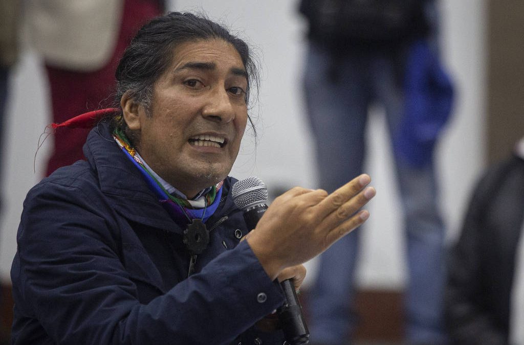 FOLHA DE SÃO PAULO: Equador suspende recontagem de votos, e líder indígena protesta