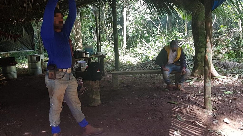 BRASIL DE FATO: Indígenas impedem invasão de grileiros na Terra Indígena Uru-Eu-Wau-Wau na Amazônia