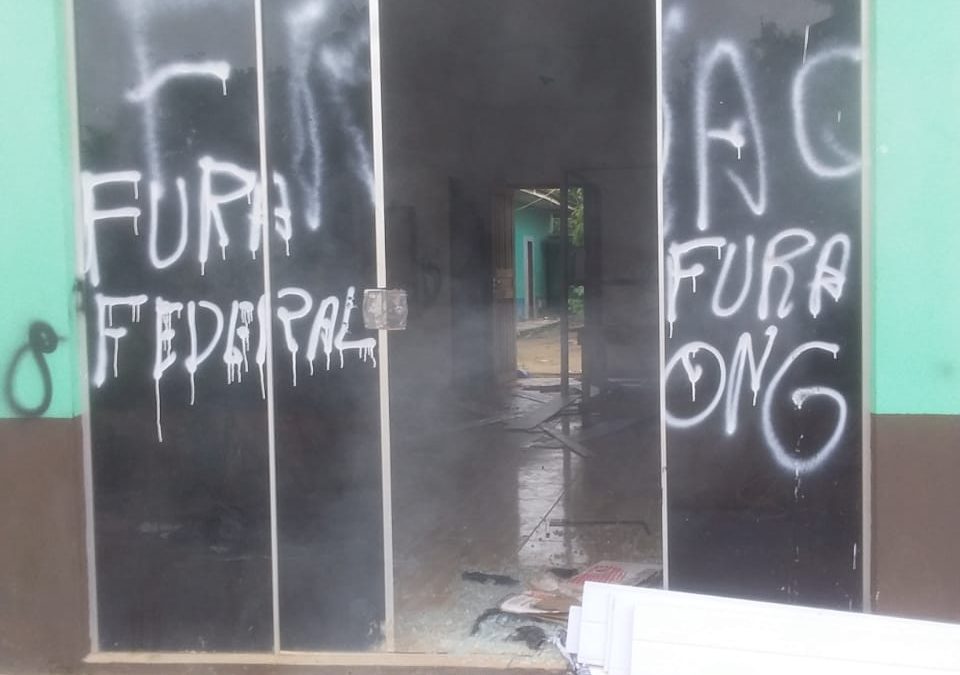 APIB: MPF e mulheres Munduruku lançam campanha após garimpeiros ilegais atacarem sede de associação no Pará