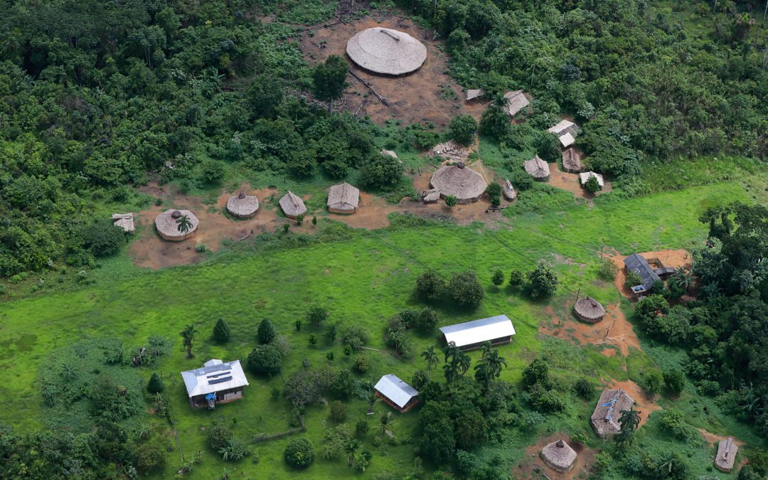 AMAZÔNIA REAL: Alvo de garimpeiros, Yanomami estão sem atendimento de saúde e impedidos de caçar e pescar