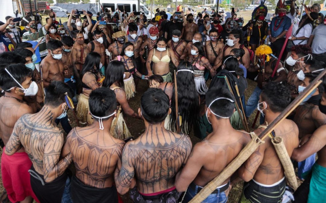 APIB: Justiça determina que caciques Munduruku ameaçados de morte possam ir à Brasília em avião da FAB