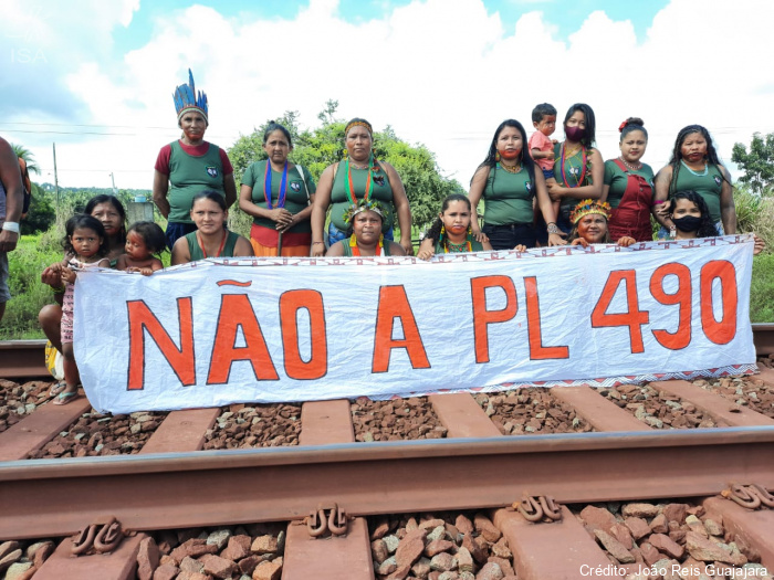 ISA: Levante pela Terra: mobilizações indígenas contra o PL 490 se espalham pelo país