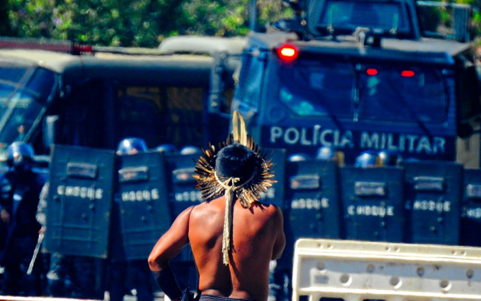 ISA: Indígenas são reprimidos com violência pela polícia em Brasília durante protesto pacífico