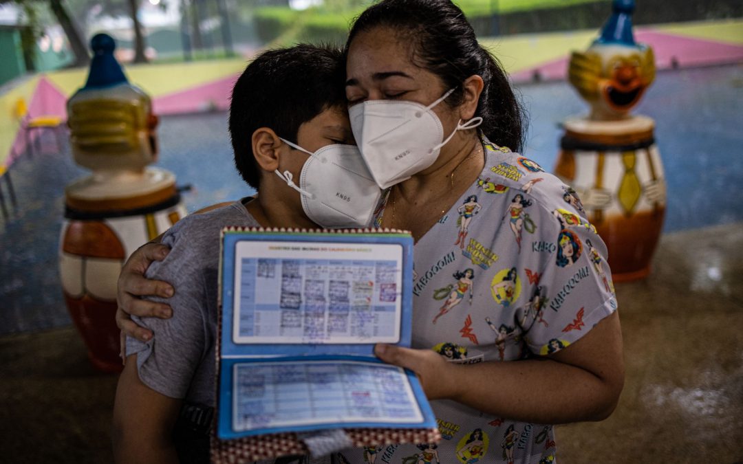 AMAZÔNIA REAL: Com alta nos casos de Covid-19, fake news põem em risco vacinação de crianças em Manaus