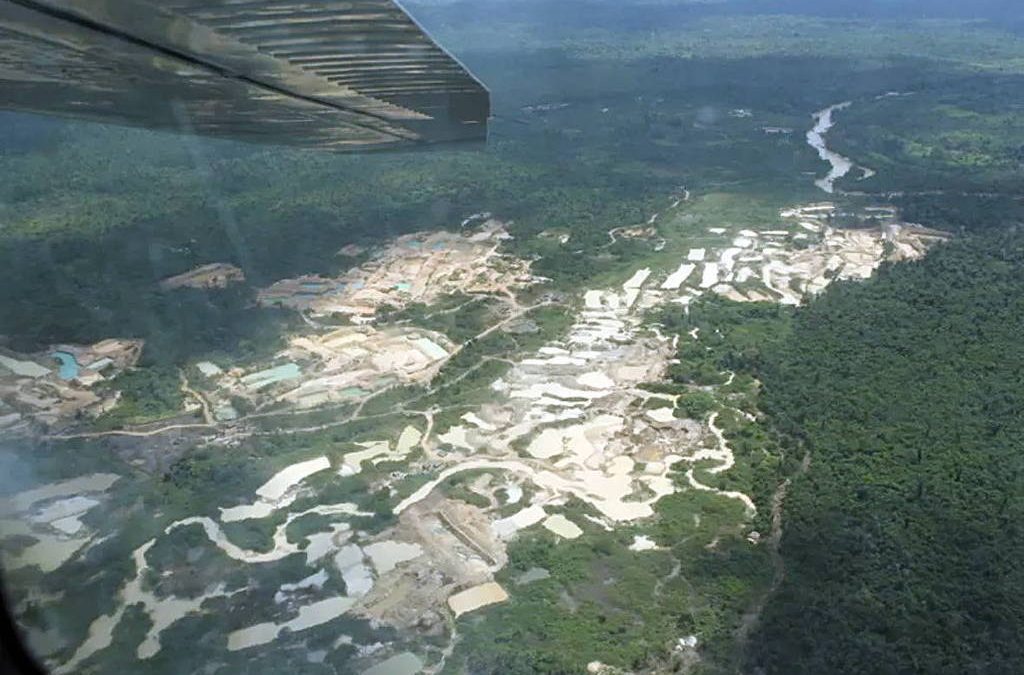 FOLHA DE SÃO PAULO: Ouro ilegal de terra indígena da Amazônia termina em gigante italiana