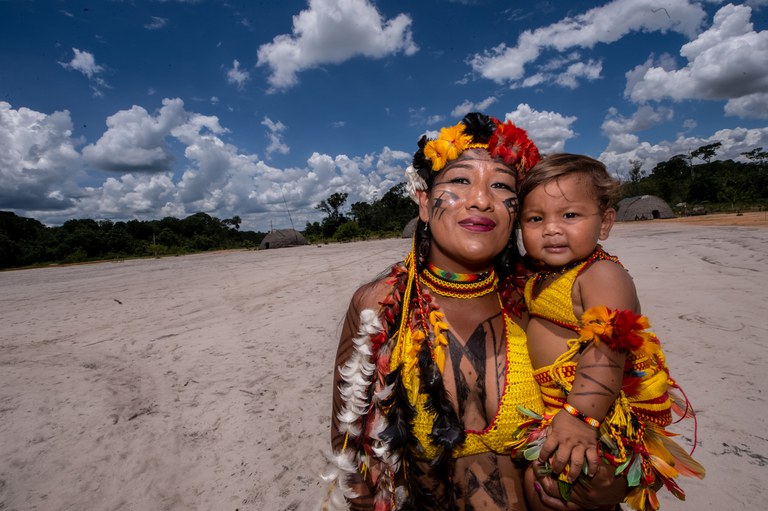 FUNAI: Dia das Mães: mulheres indígenas conciliam maternidade e atividades profissionais em aldeias de MT