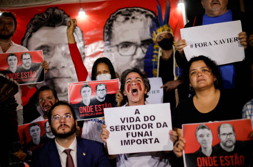 FOLHA DE S. PAULO: Presidente da Funai precisa sair já