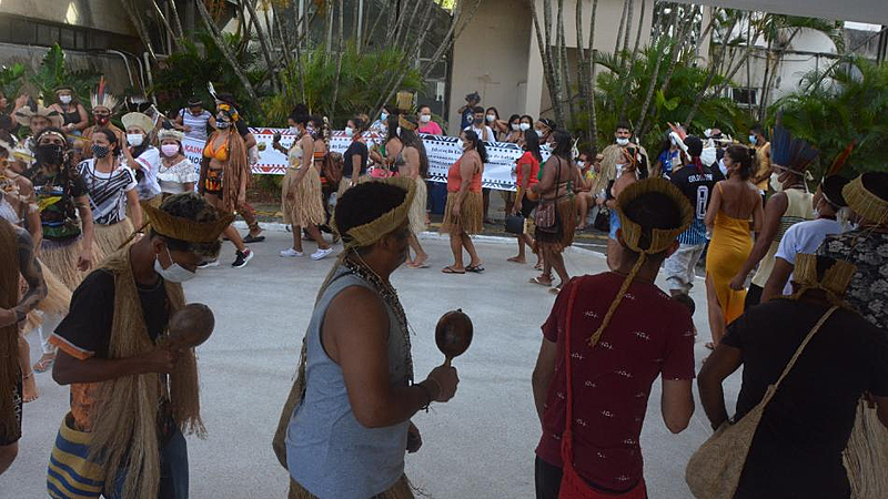 BRASIL DE FATO: Na Bahia, professores indígenas recebem remuneração inferior aos demais da rede pública