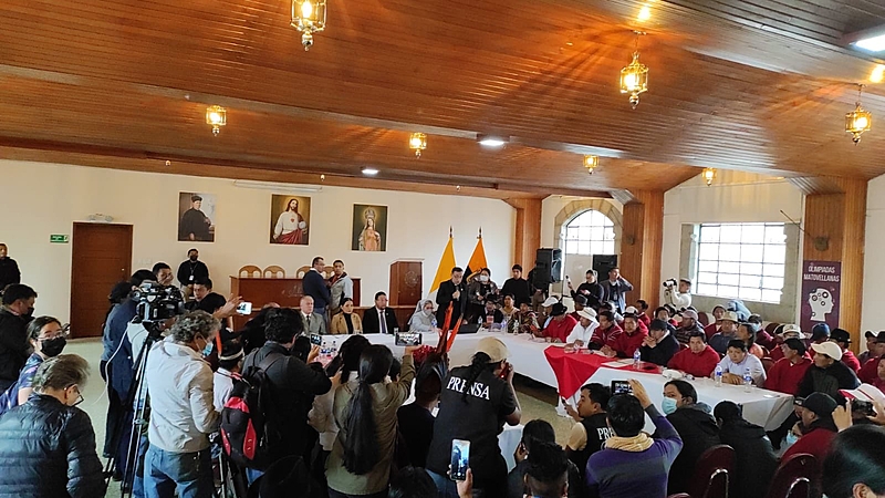 BRASIL DE FATO: Equador retoma mesa de diálogo entre governo e indígenas para suspender paralisação