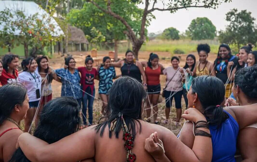 COMIN: Mulheres indígenas fortalecem suas organizações durante caravana em Rondônia