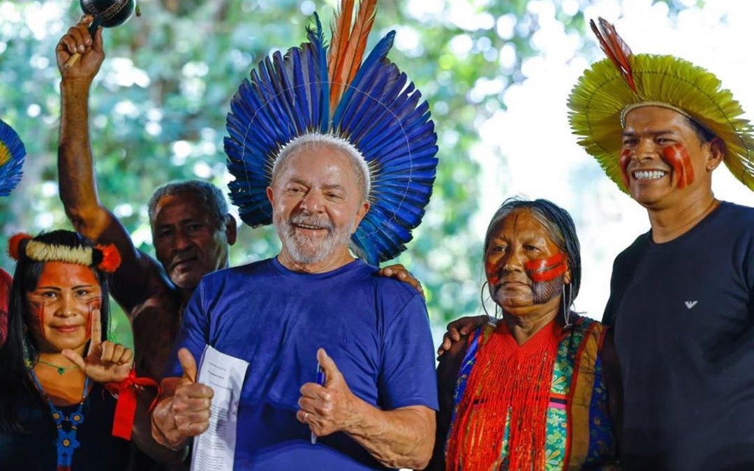 RBA: Com indígenas e quilombolas, Lula firma compromissos: demarcação e ‘floresta em pé’