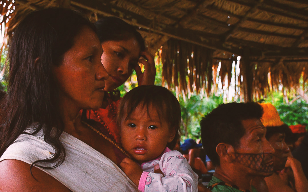APIB: Ao amamentar, mães Munduruku podem envenenar seus filhos com mercúrio