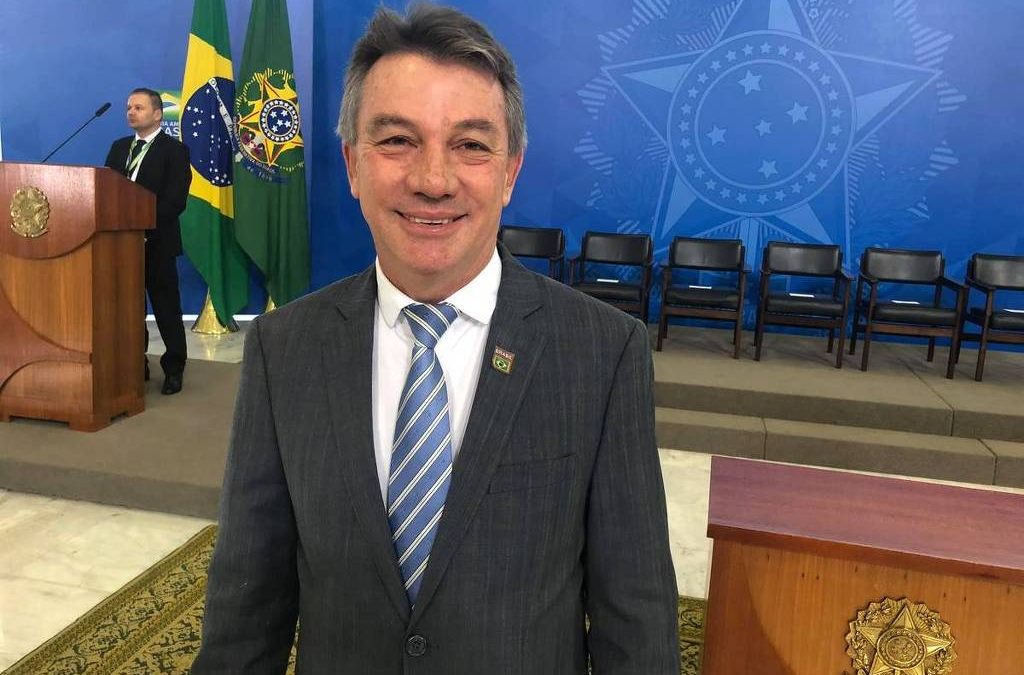 FOLHA DE S. PAULO: Governador de RR diz que desnutrição não existe só no estado e defende que indígenas se aculturem