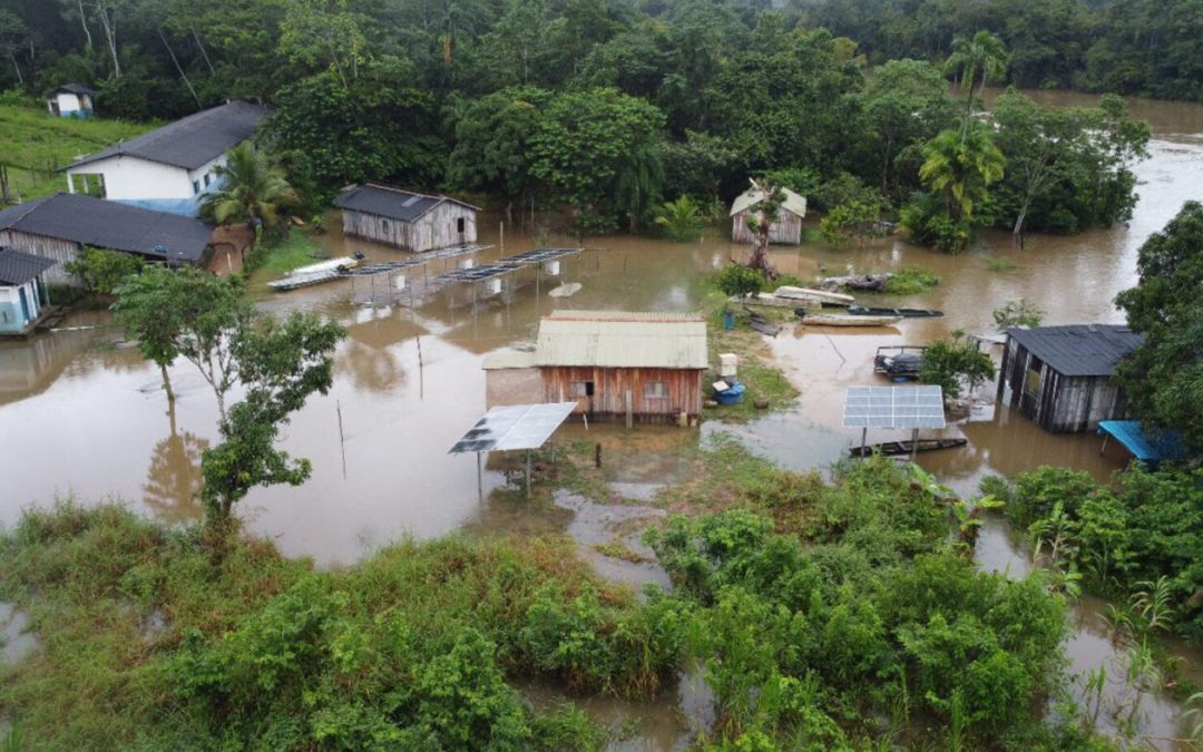 AMAZÔNIA REAL: Enchente devasta aldeia e indígenas Karipuna acusam usinas do Madeira