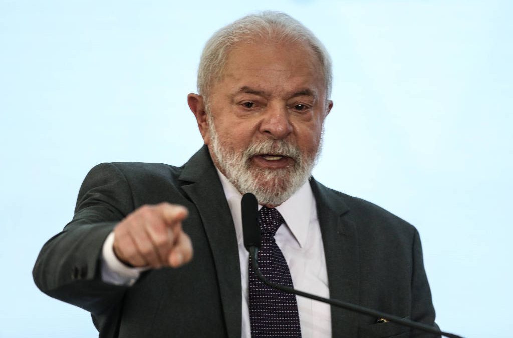 FOLHA DE SÃO PAULO: Lula pede retirada de projeto de Bolsonaro que abre caminho para mineração em terra indígena