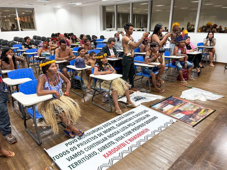 FUNAI: Funai recebe Associação de Mulheres Munduruku Wakoborûn, na sede do órgão, em Brasília