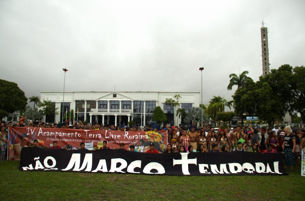 CIR: Povos indígenas de Roraima manifestam contra o marco temporal em frente ao palácio do Governo