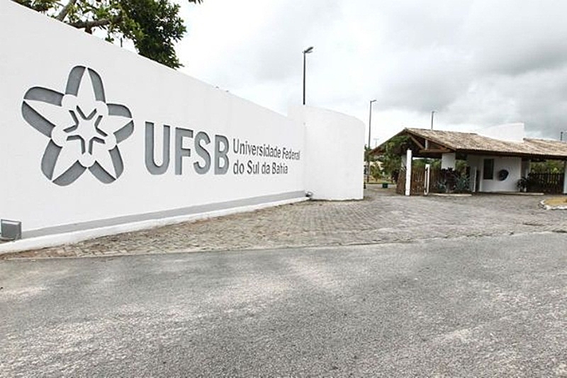 BRASIL DE FATO: Na Bahia, estudantes indígenas denunciam professor por assédio na UFSB