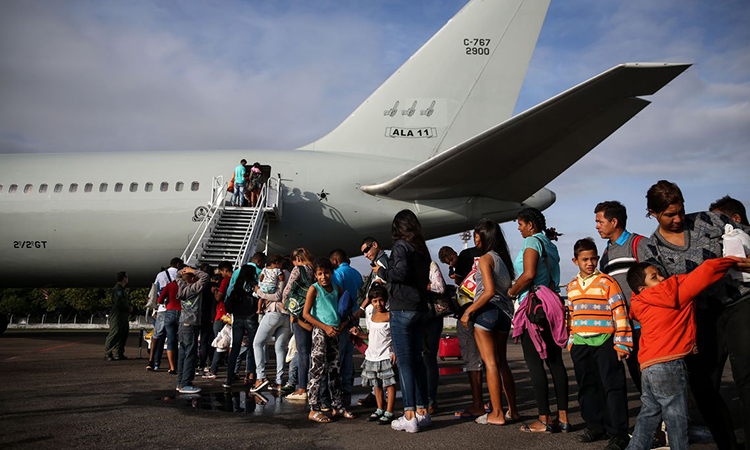 MINISTÉRIO DA DEFESA: Operação Acolhida: 233 venezuelanos são transportados para Manaus e São Paulo