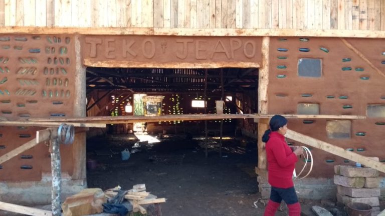 CIMI: Indígenas inauguram escola autônoma em Maquiné (RS)