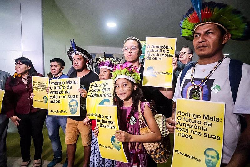 BRASIL DE FATO: Indígenas oficializam pedido de devolução de PL que libera mineração em territórios