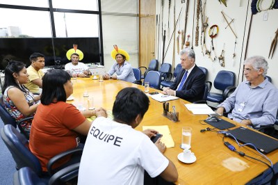 PGR: Lideranças indígenas entregam manifesto Piaraçu ao MPF e pedem apoio à proteção de seus direitos