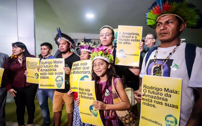 ISA: Parlamentares pedem devolução de projeto contra Terras Indígenas; Maia promete analisar