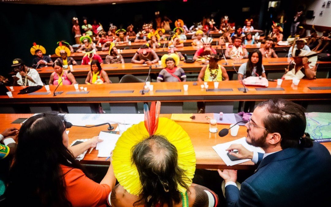 JORNALISTAS LIVRES: Indígenas foram ao Senado para debater impactos de obras de infraestrutura no Xingu