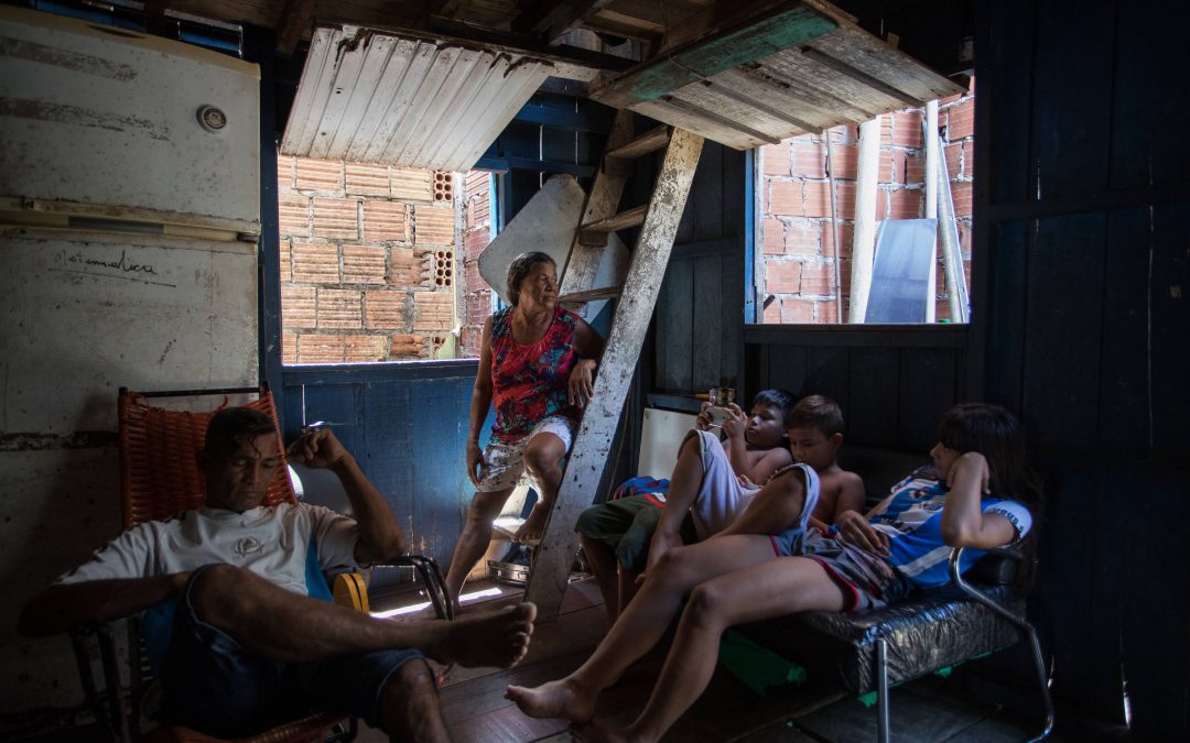 FOLHA DE SÃO PAULO: À beira do colapso por coronavírus, Amazonas tem 95% de ocupação de UTIs e respiradores