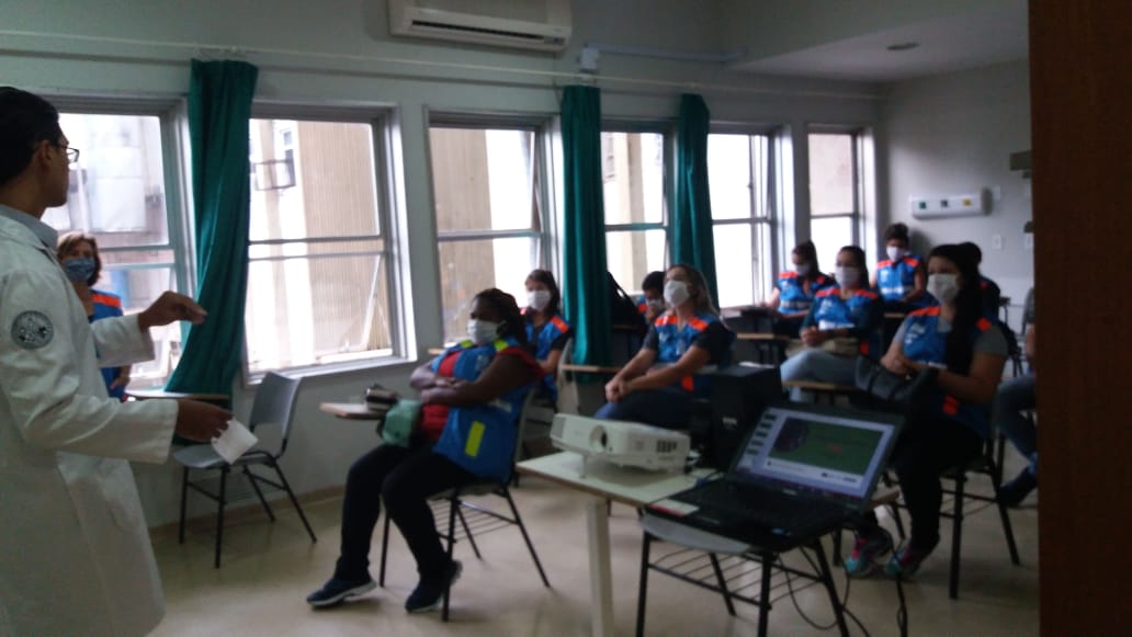 MINISTÉRIO DA SAÚDE: Ministério da Saúde envia primeiros profissionais voluntários para Manaus (AM)