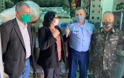 FOLHA DE SÃO PAULO: Damares diz que entregou a comunidades indígenas do AM cestas básicas que nunca chegaram