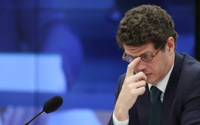 CONGRESSO EM FOCO: Frente Parlamentar Ambientalista pede impeachment de Salles
