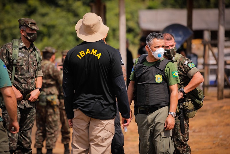 DEFESA: Forças Armadas apoiam ação de agentes de fiscalização ambiental durante Operação Verde Brasil 2