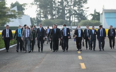 PRESIDÊNCIA: Presidente reúne ministros para tratar de ações durante pandemia