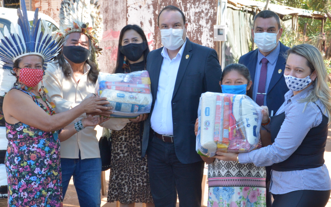 FUNAI: Funai entrega 514 cestas de alimentos a indígenas do Distrito Federal