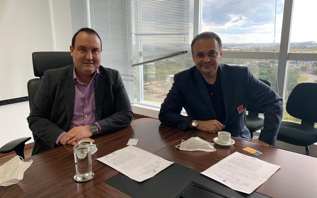 FUNAI: Presidente da Funai e deputado discutem proteção aos povos indígenas