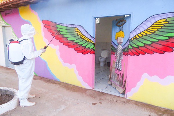 DEFESA: Desinfecção previne e elimina possíveis focos do novo coronavírus