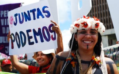 CONGRESSO EM FOCO: Em manifesto, 40 mil mulheres pedem impeachment de Bolsonaro