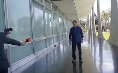 DE OLHO NOS RURALISTAS: Bolsonaro assume projeto genocida com os vetos, diz Articulação dos Povos Indígenas