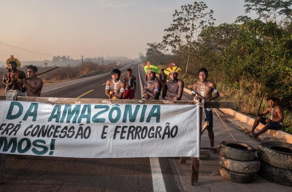 AMAZÔNIA REAL: “Vamos resistir”, dizem indígenas Kayapó sobre bloqueio na BR-163 no Pará