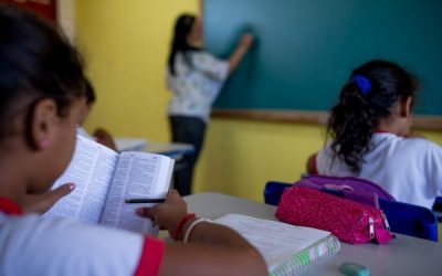 CONGRESSO EM FOCO: Há três vezes mais negros e indígenas sem aula na pandemia do que brancos