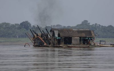 FOLHA DE SÃO PAULO: Pesquisadores indígenas se voltam para vozes femininas e medicina da Amazônia