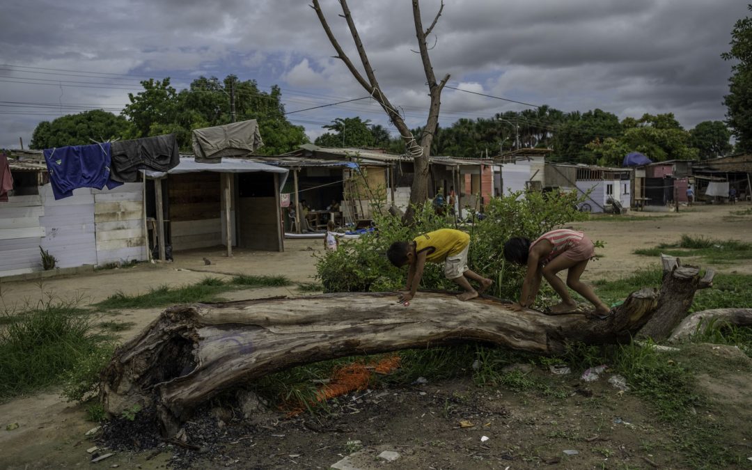 AMAZÔNIA REAL: Exército ameaça despejar ocupação de venezuelanos em Roraima