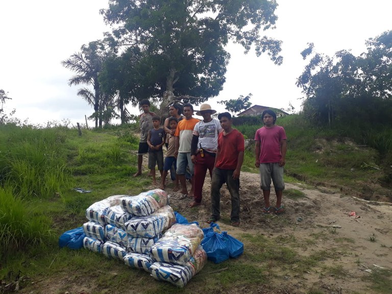 FUNAI: Funai entrega mais de 700 cestas de alimentos a famílias indígenas no Amazonas